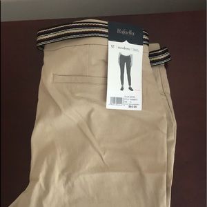 Low rise straight hip slim ankle pants